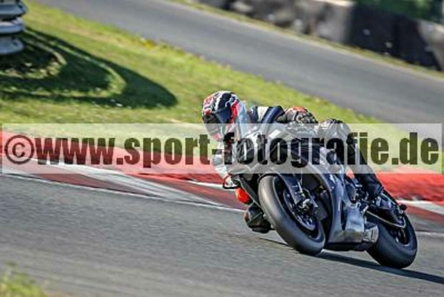 spof3778 | Professionelle Fotos von Sportveranstaltungen, aber auch Hochzeiten und anderen Events. - Realisiert mit Pictrs.com