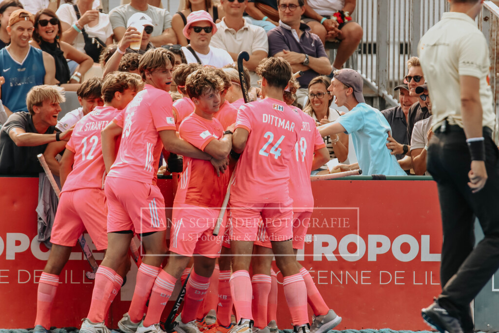 EM_MU18_F_GER-FRA_Lille_bearbeitet (183 von 433) | lanaschraderfotografie - Realisiert mit Pictrs.com