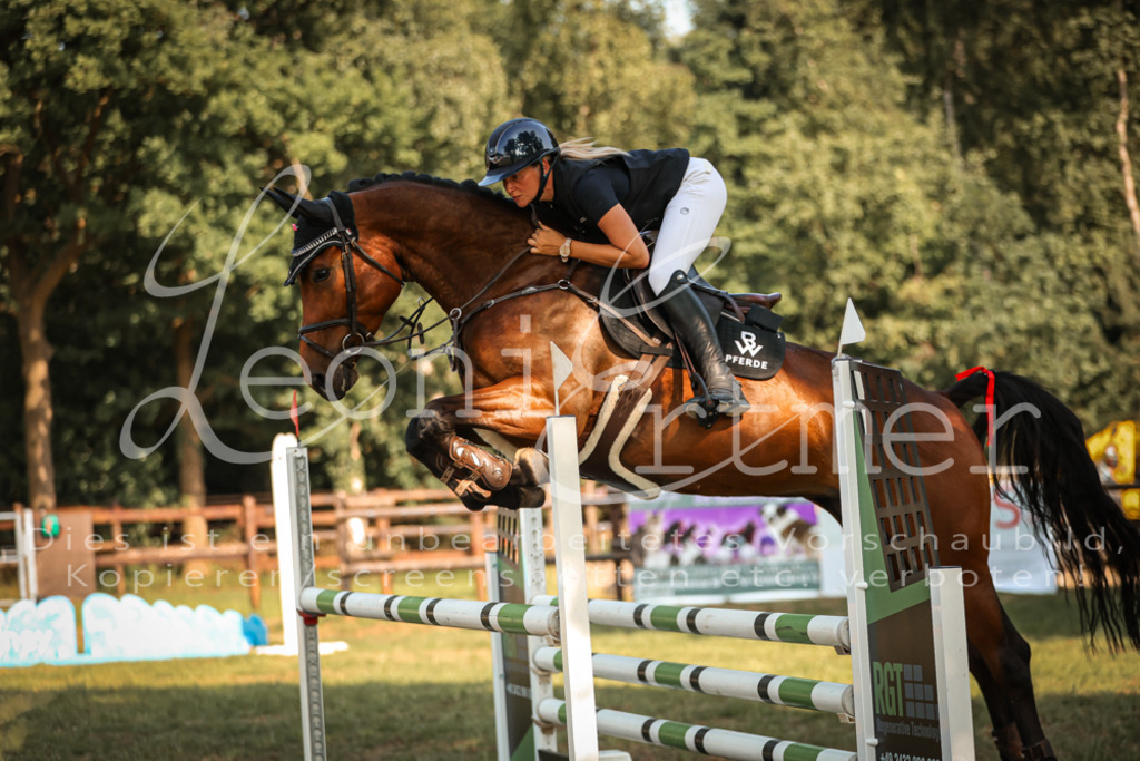 14.FrPfL00030 | Leoni Ertmer Photography - Realisiert mit Pictrs.com