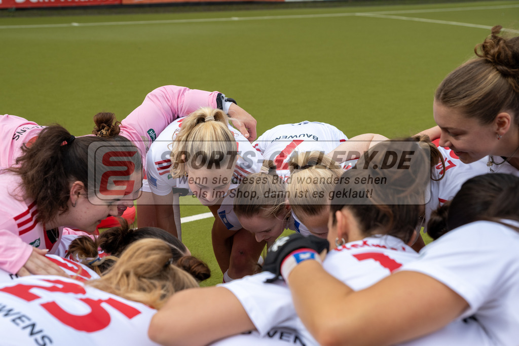 SFE_20260321_0010 | Köln, Deutschland, 21.03.26: Feldhockey 1. Bundesliga Damen zwischen Rot-Weiss Köln - Bremer HC im REWE Sportpark am 21.03.2026 in Köln, Deutschland. (Foto von Stephan Fehrmann)Köln, Germany, 21.03.26: Feldhockey 1. Bundesliga Damen between Rot-Weiss Köln - Bremer HC in REWE Sportpark at 21.03.2026 in Köln, Deutschland. (Foto from Stephan Fehrmann)