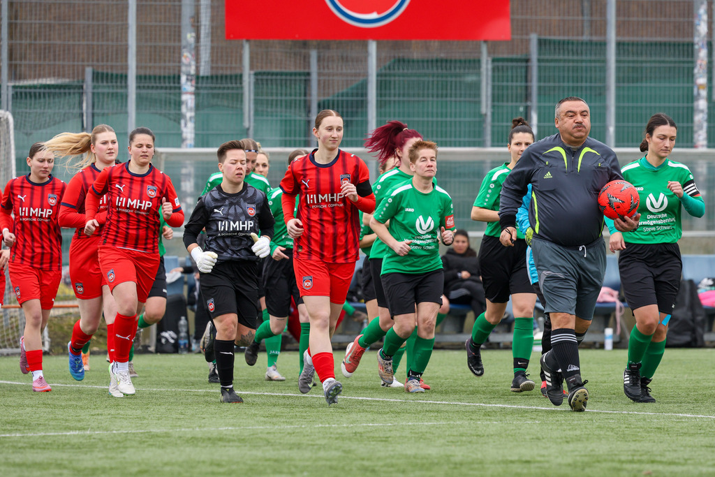 20260315-FCH-Steinheim_002 | 1.FC Heidenheim 1846 II vs. TV Steinheim, Fußball, Frauen, Bezirksliga, 2025/2026, 12. Spieltag, 15.03.2026 in Heidenheim, Kunstrasen b. Voith-Arena West(Foto: Michael Bulling) - Realisiert mit Pictrs.com
