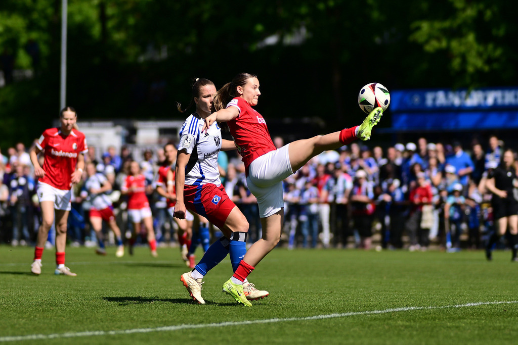 Fußball I Frauen I Saison 2024-2025 I 2. Bundesliga I 25. Spieltag I Hamburger SV - SC Freiburg II | Der Sportfotograf. - Realisiert mit Pictrs.com