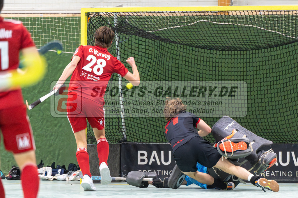 SFE_20251213_0084 | Köln, Deutschland, 13.12.2025:  Hockey 1. Bundesliga Herren Rot-Weiss - DSD Düsseldorf im KTHC Stadion Rot-Weiss Köln Tennis and Hockey Club am 13.12.2025 in Köln, Deutschland. (Foto von Fehrmann)Köln, Germany, 13.12.2025: Hockey 1. Bundesliga Herren Rot-Weiss - DSD Düsseldorf in KTHC Stadion Rot-Weiss Köln Tennis and Hockey Club at 13.12.2025 in Köln, Deutschland. (Foto from Fehrmann)