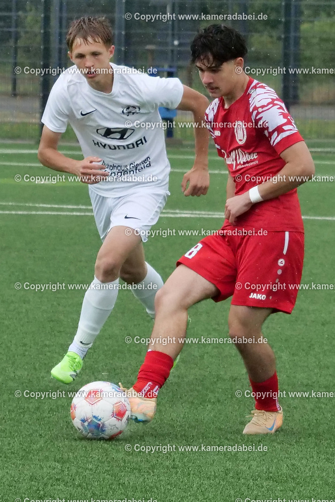 Fußball : C-Junioren : Aufstieg Regionalliga West : SUS 09 Dinslaken - Vfb 03 Hilden am 04.06.2026 in Dinslaken | Fußball : C-Junioren : Aufstieg Regionalliga West : SUS 09 Dinslaken (rotr Trikots)- Vfb 03 Hilden (weiße Trikots) am 04.06.2026 in Dinslaken - Realisiert mit Pictrs.com