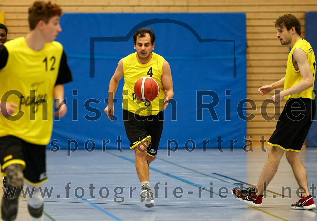 2022-12-04_071_SG_Poing_gegen_TSV_Muenchen_Ost_4 | Poing, Deutschland, 04.12.2022:
Basketball, Bezirksklasse 2021 / 2022, 8. Spieltag, SG Poing gegen TSV München Ost 4, Endergebnis: 37:65

Foto: Christian Riedel / fotografie-riedel.net