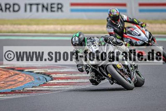 spof1476 | Professionelle Fotos von Sportveranstaltungen, aber auch Hochzeiten und anderen Events. - Realisiert mit Pictrs.com