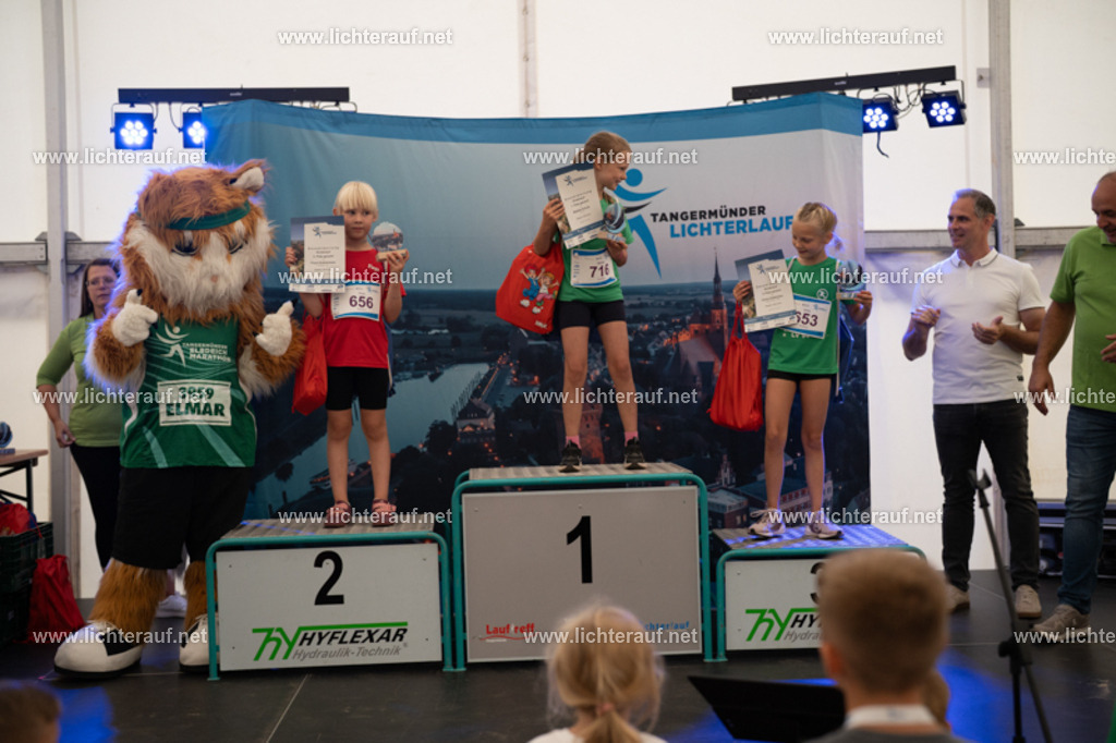FSC08288 | Lichterlauf  - Realisiert mit Pictrs.com