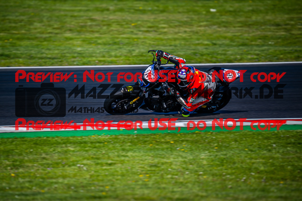 MaZZes_FotoMatrix_220506_95767 | Fotograf Mathias Schmid
Sportfotograf,
Eventfotograf,
Hochzeitsfotograf,
Portraitfotograf