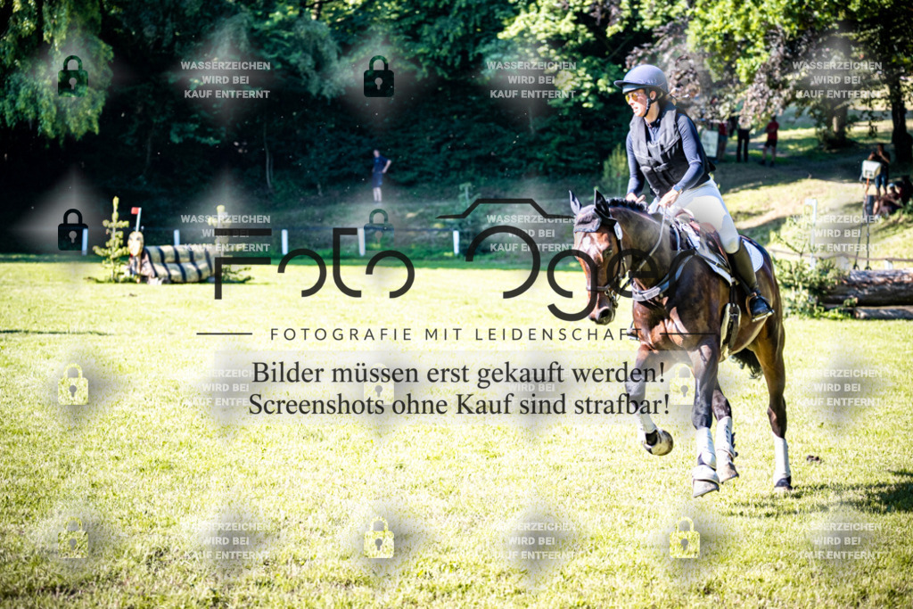 2026-05 - Melle Oldendorf-3-0089 | Entdecke hochwertige Reitturnierfotos von Foto Oger. Professionell, emotional und authentisch – jetzt Lieblingsmomente im Shop bestellen.Deutschlandweite Turnierfotografie. - Realisiert mit Pictrs.com