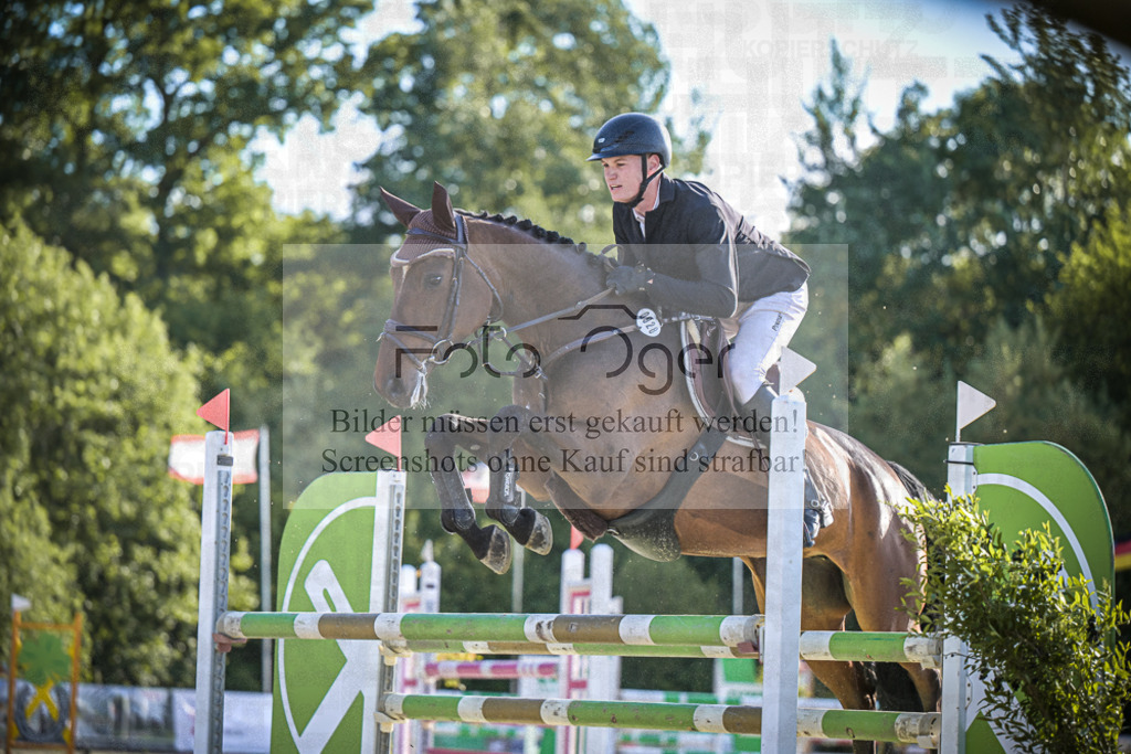 DOS_0723 | Entdecke hochwertige Reitturnierfotos von Foto Oger. Professionell, emotional und authentisch – jetzt Lieblingsmomente im Shop bestellen.Deutschlandweite Turnierfotografie. - Realisiert mit Pictrs.com