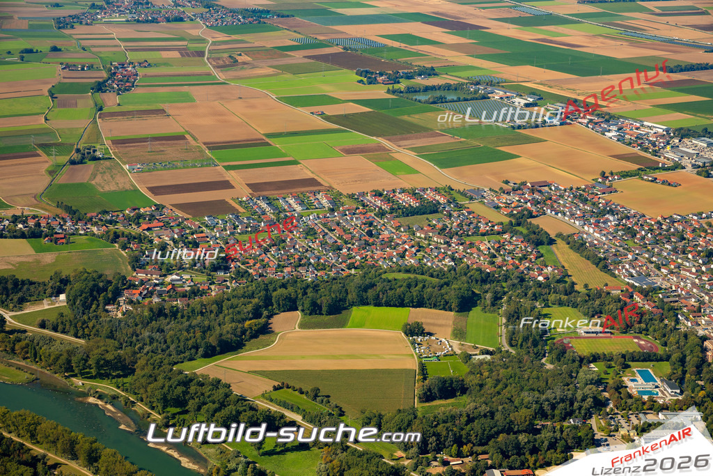 Das Luftbild zeigt : Pielweichs Plattling - Die Luftaufnahme wurde 2023 vom UL-Flugzeug aus erstellt ( keine Drohne ) - Hochauflösende Luftaufnahme - Für grossformatige Ausdrucke geeignet. Die Geschenkidee !Mit Lizenz und Bildrechte bestellbar