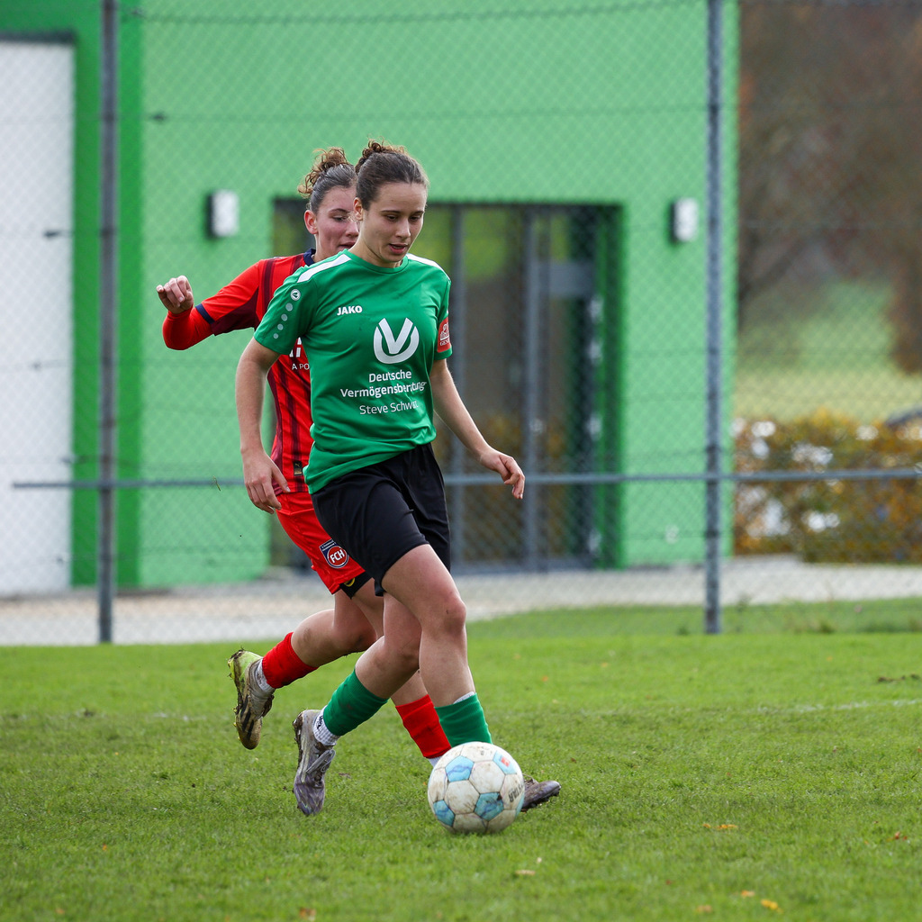 TVSFCH_251026_2281 | TV Steinheim vs. 1.FC Heidenheim 1846 II, Fußball, Frauen, Bezirksliga, 2025/2026, 7. Spieltag, 27.09.2025 in Steinheim (Foto: Michael Bulling) - Realisiert mit Pictrs.com
