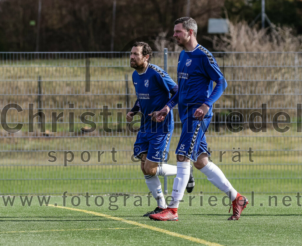 2024-02-24_030_FC_Langengeisling_II_gegen_SG_Reichenkirchen | Erding, Deutschland, 24.02.2024:
Fußball, Kreisklasse 2023 / 2024, Testspiel, FC Langengeisling II gegen SG Reichenkirchen, Endergebnis: 7:1

Julian Bloch (FC Langengeisling, #2), Jonas Schneider (FC Langengeisling, #15)

Foto: Christian Riedel / fotografie-riedel.net