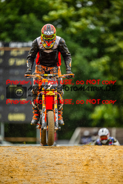 MaZZes_FotoMatrix_230701_1915 | S4