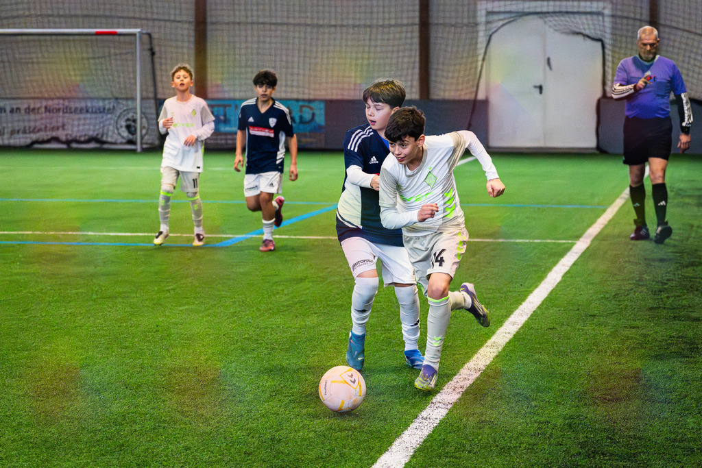 _BLR8868 | Professionelle Fußball- und Sportfotografie. Spielbilder online ansehen und kaufen – Einzelbilder oder komplette Galerien in hoher Qualität. - Realisiert mit Pictrs.com