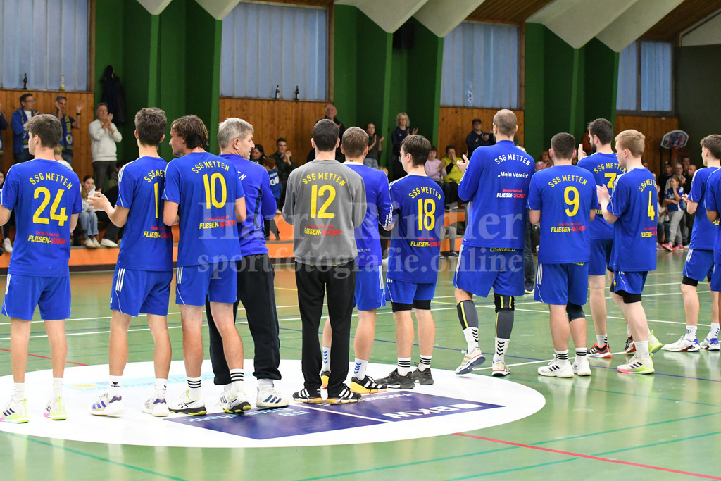 SSG Metten : ASV Dachau | Die SSG Metten verabschiedet sich bei den Fans - Realisiert mit Pictrs.com