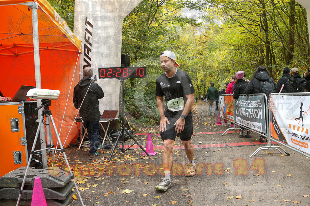 251026_1229_EX1_0538 | Sportfotografie im Rhein-Sieg Kreis, Köln, Bonn, NRW, Rheinland Pfalz, Hessen, etc. Unser Tätigkeitsfeld umfasst den Laufsport vom Volkslauf über den Marathon, Duathlon, Triathon bis zum Ultralauf wie Kölnpfad Ultra oder Schindertrail.