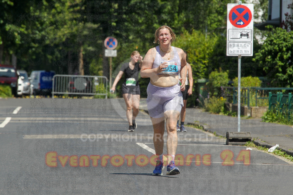 250621_1240_EV4_7300 | Sportfotografie im Rhein-Sieg Kreis, Köln, Bonn, NRW, Rheinland Pfalz, Hessen, etc. Unser Tätigkeitsfeld umfasst den Laufsport vom Volkslauf über den Marathon, Duathlon, Triathon bis zum Ultralauf wie Kölnpfad Ultra oder Schindertrail.