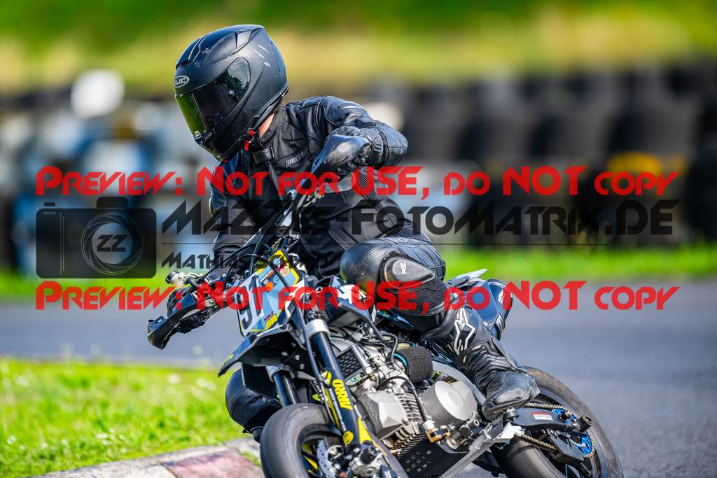 MaZZes_FotoMatrix_230815_8789 | S1