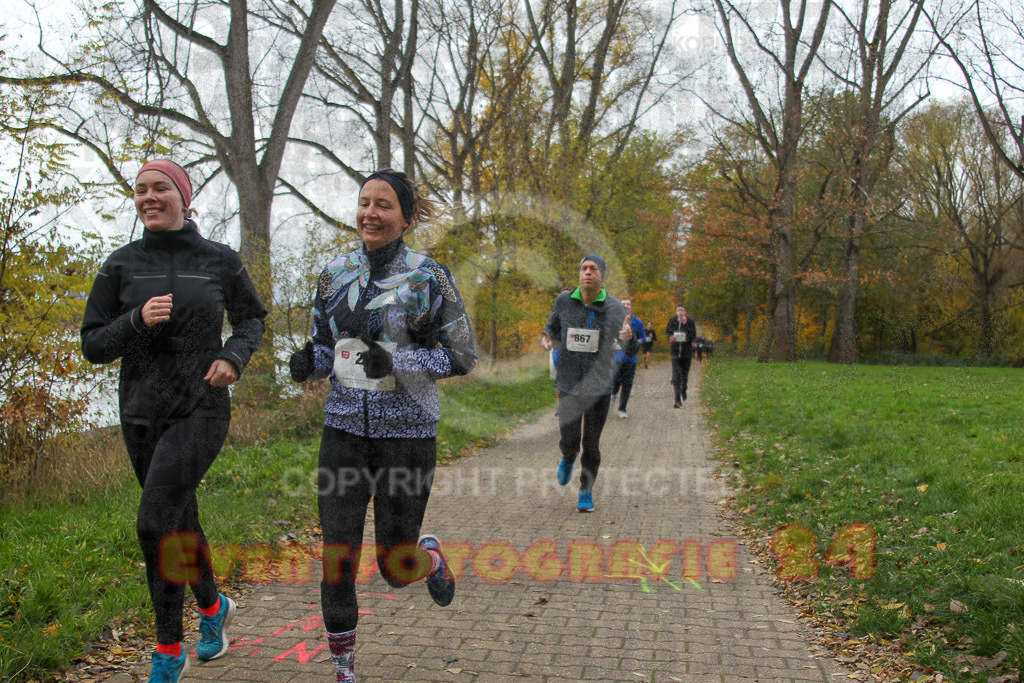 221127_1043_EV4_2051 | Sportfotografie im Rhein-Sieg Kreis, Köln, Bonn, NRW, Rheinland Pfalz, Hessen, etc. Unser Tätigkeitsfeld umfasst den Laufsport vom Volkslauf über den Marathon, Duathlon, Triathon bis zum Ultralauf wie Kölnpfad Ultra oder Schindertrail.