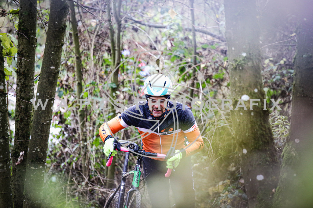 ..... | AUSTRIA, 24.11.24, 3.Radquerfeldein GP um das Sportzentrum Gunskirchen Image shows: Photo: Wapics / Andreas Willdoner