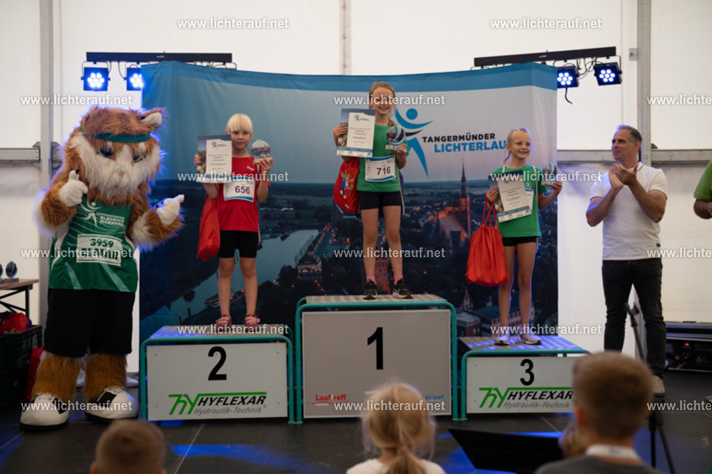 FSC08284 | Lichterlauf  - Realisiert mit Pictrs.com