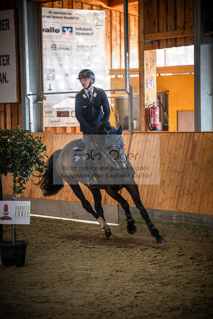 DOS_1659 | Entdecke hochwertige Reitturnierfotos von Foto Oger. Professionell, emotional und authentisch – jetzt Lieblingsmomente im Shop bestellen.Deutschlandweite Turnierfotografie. - Realisiert mit Pictrs.com