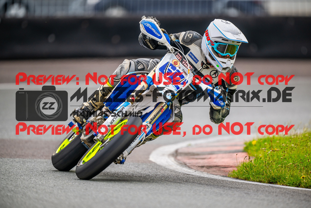 MaZZes_FotoMatrix_240621_6007705_0483 | ROT