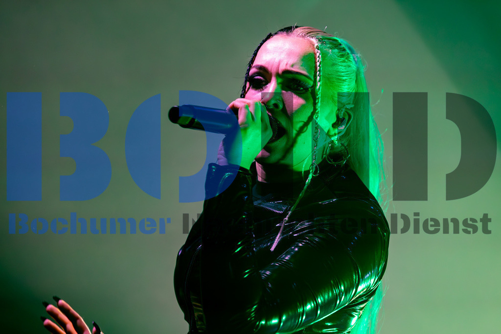 SES_ENEINS20250227-23 | bond - Realisiert mit Pictrs.com