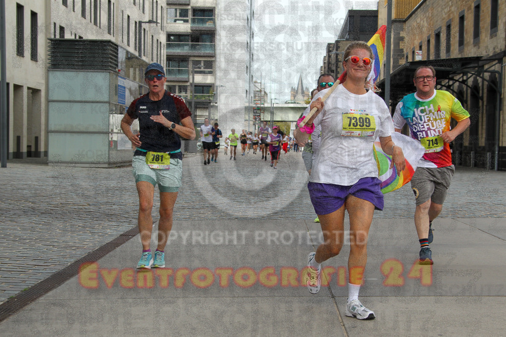 250920_1329_EV4_5740 | Sportfotografie im Rhein-Sieg Kreis, Köln, Bonn, NRW, Rheinland Pfalz, Hessen, etc. Unser Tätigkeitsfeld umfasst den Laufsport vom Volkslauf über den Marathon, Duathlon, Triathon bis zum Ultralauf wie Kölnpfad Ultra oder Schindertrail.