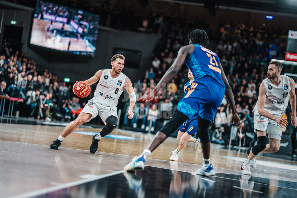 Basketball | Männer | Saison 2023/2024 | easyCredit Basketball Bundesliga | Veolia Towers Hamburg vs. Alba Berlin | 17.04.2024 | Brae Ivey (#8, Veolia Towers Hamburg)