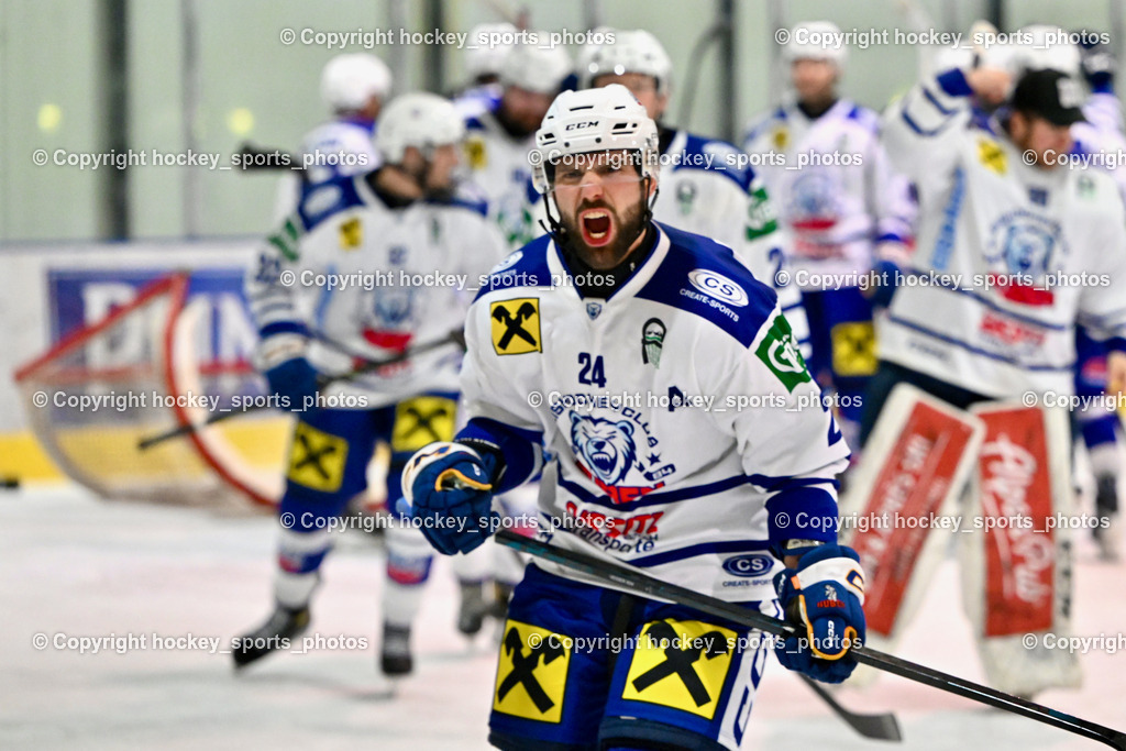 ESC Sparkasse STEINDORF vs. UECR Huben | Jubel #24 Veider Kevin UECR EISBÄREN HUBEN, ESC Sparkasse STEINDORF vs. UECR Huben, ESC Sparkasse STEINDORF vs. UECR Huben am 30.01.2026 in Steindorf (Ossiachersee Halle), Austria, (Photo by Bernd Stefan)