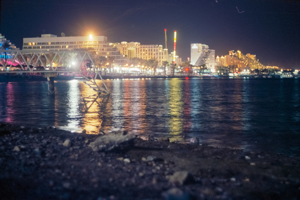 Eliat, Israel | Online Shop für Christen: Christliche Poster XXL, Plakate, Wandbilder als Leinwand & christliche Postkarten, Kalender, Sticker & Lizenzen zum Download. Die Kunstwerke im christliche Geschenke Shop zeigen die Jahreslosung 2025, Gott, Jesus & mehr.