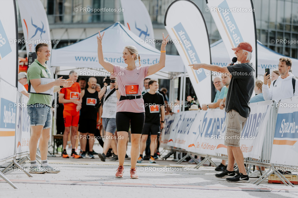 240825_Treppenlauf-48 | Professionelle Fotos Ihrer Laufsportveranstaltung.