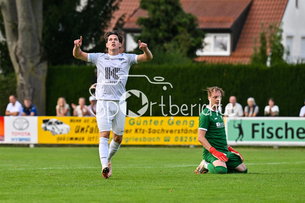 BC Aichach - SF Bachern | Jubel nach 3-0 Aichach 18