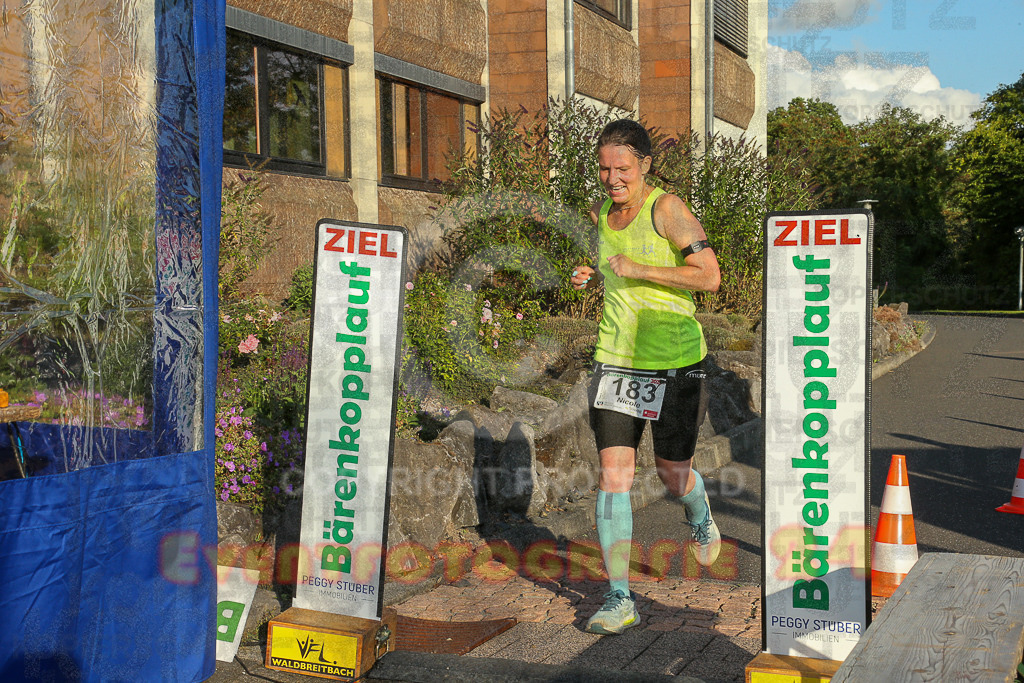 250801_1930_EX1_8116 | Sportfotografie im Rhein-Sieg Kreis, Köln, Bonn, NRW, Rheinland Pfalz, Hessen, etc. Unser Tätigkeitsfeld umfasst den Laufsport vom Volkslauf über den Marathon, Duathlon, Triathon bis zum Ultralauf wie Kölnpfad Ultra oder Schindertrail.