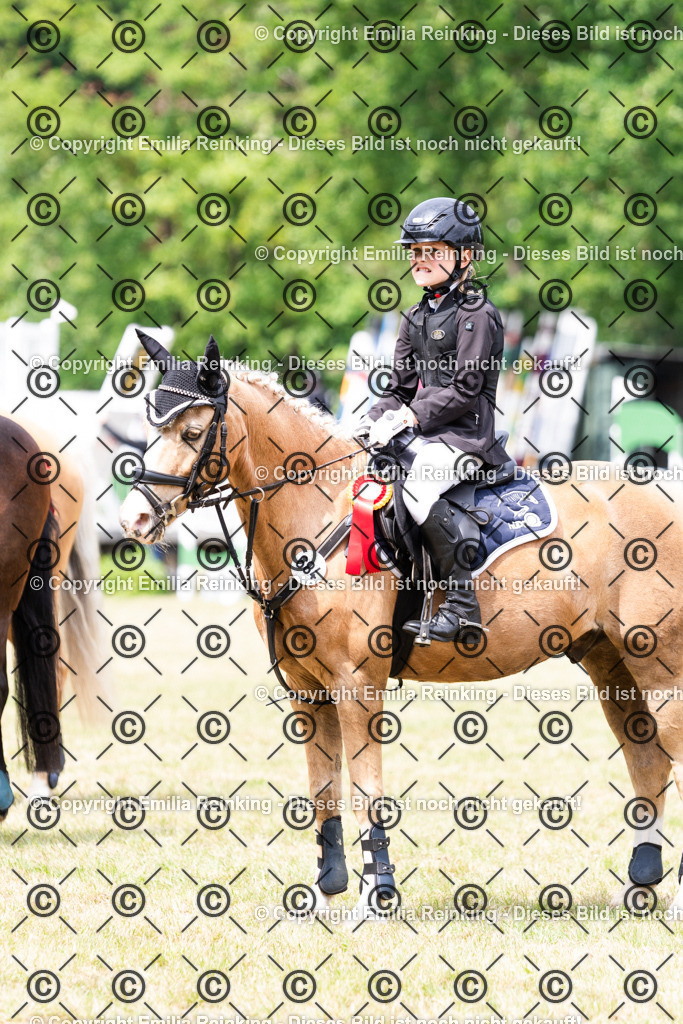 CL5A7700 | Emilia Reinking Fotografie - Realisiert mit Pictrs.com