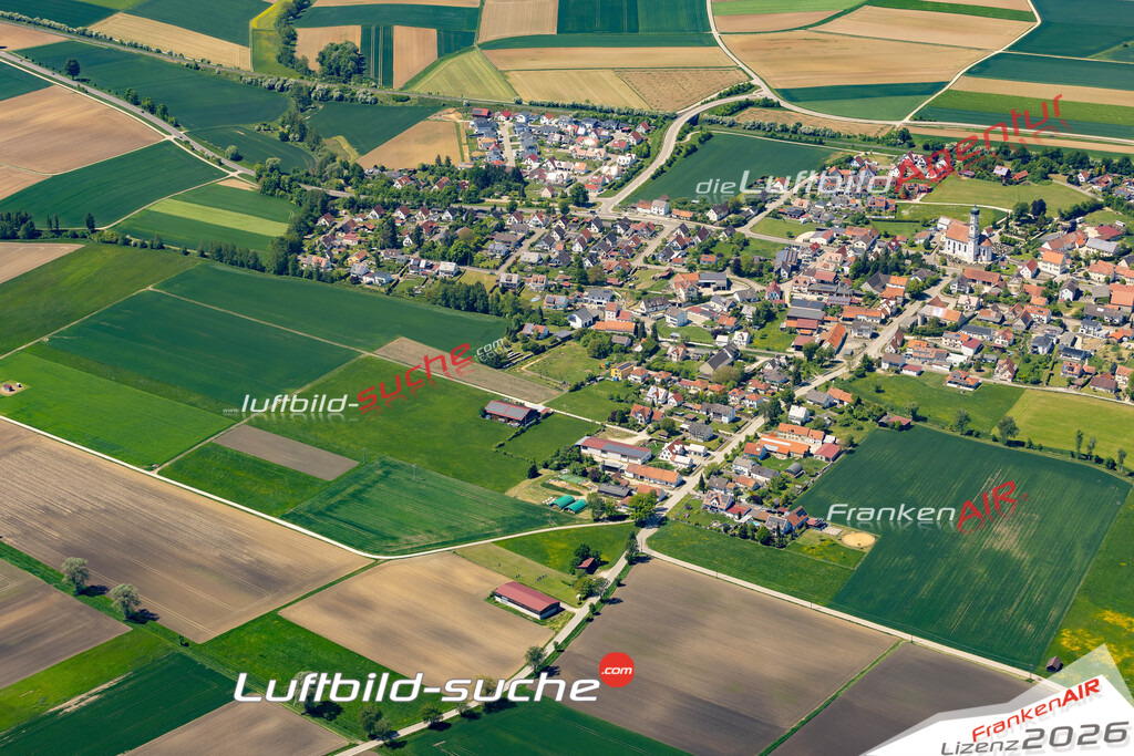 Luftaufnahme von  Tapfheim - Die Luftaufnahme wurde 2025 vom UL-Flugzeug heraus erstellt ( keine Drohne ) - Hochauflösende Luftaufnahme - für professionelle Ausdrucke geeignet. Die Geschenkidee !Mit Lizenz und Bildrechte bestellbar