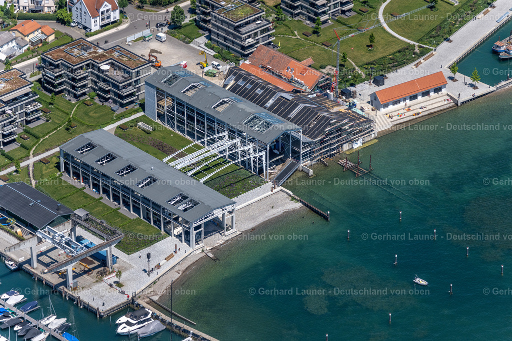 4031614 | KRESSBRONN AM BODENSEE 12.06.2020 Bürogebäude und Geschäftshäuser auf dem Werftgelände der ehemaligen Bodan-Werft in Kressbronn am Bodensee im Bundesland Baden-Württemberg, Deutschland. // Office buildings and commercial buildings on the grounds of the former Bodan shipyard in Kressbronn on Lake Constance in the state Baden-Wuerttemberg, Germany. Foto: Gerhard Launer