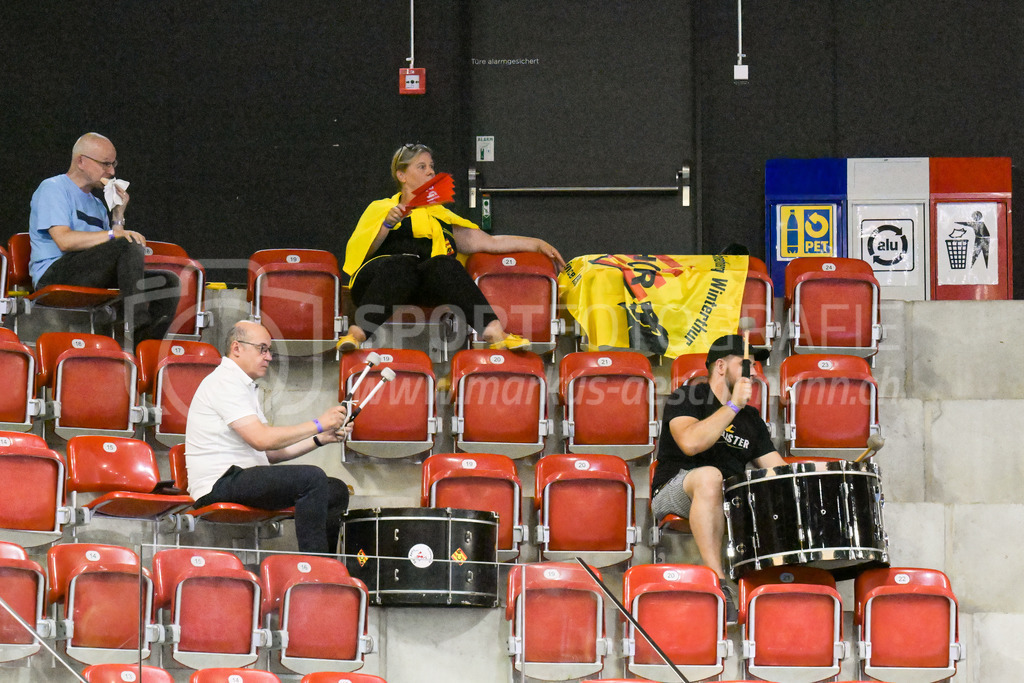 GC Unihockey vs HC Rychenberg - 27. August 2022 | GC Unihockey vs HC Rychenberg
AXA Arena, Winterthur
HCR-Trommler
Bild: Sportfotografie Markus Aeschimann | www.markus-aeschimann.ch - Realisiert mit Pictrs.com