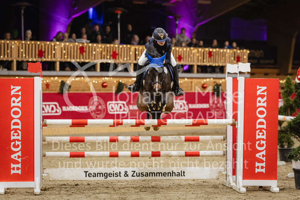 231118_PonyTrophy-287 | Deine schönsten Turniermomente als professionelle Fotos! Entdecke hochwertige Pferdesport-Fotografie im Online-Shop. Jetzt Fotos finden & bestellen!