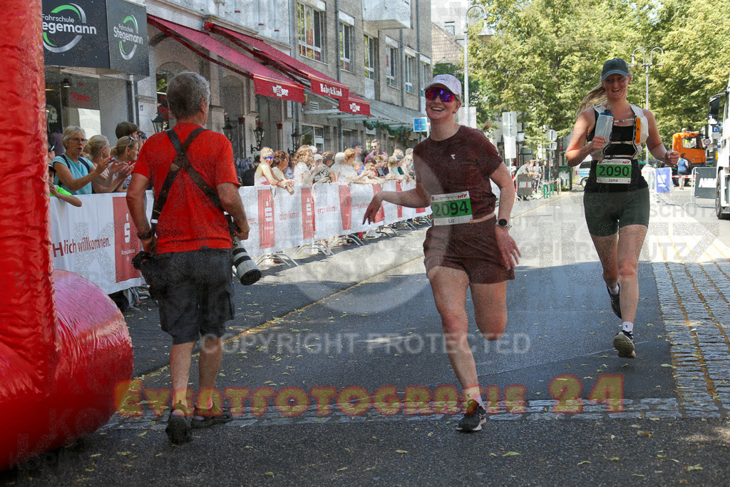 250621_1220_EX1_5661 | Sportfotografie im Rhein-Sieg Kreis, Köln, Bonn, NRW, Rheinland Pfalz, Hessen, etc. Unser Tätigkeitsfeld umfasst den Laufsport vom Volkslauf über den Marathon, Duathlon, Triathon bis zum Ultralauf wie Kölnpfad Ultra oder Schindertrail.