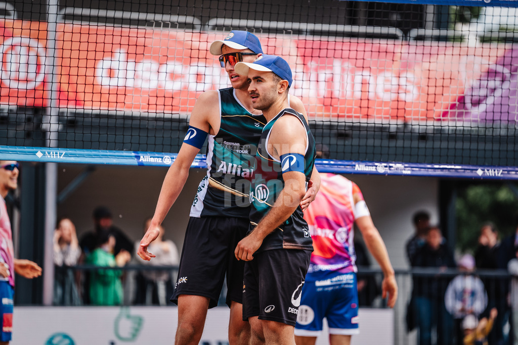 Beachvolleyball | Frauen | Allianz German Beach Tour 2025 | Tourstop Hamburg | 30.05.2025 | v.l. Momme Lorenz und Tilo Rietschel