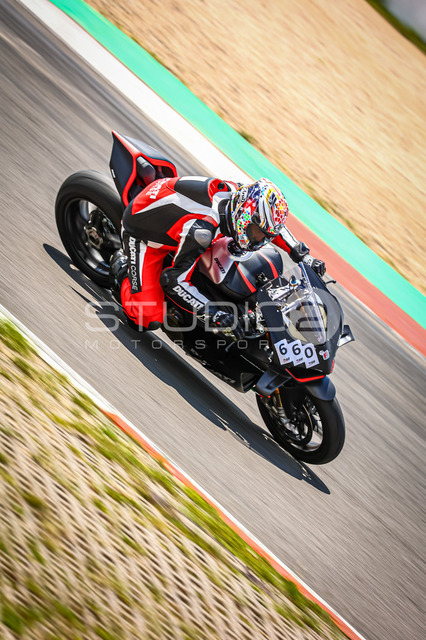 0660-240624_NR-027_660 | Deine Full-Service-Agentur für ✔️Videoproduktionen und ✔️Motorsportfotografie Jetzt Angebot anfragen!