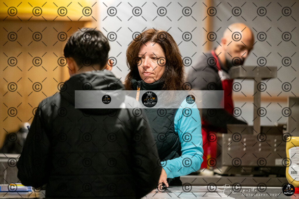 20241123_FCR-Hallenturnier-D_2_064 | Sport und Naturfotografie von Roberto Esposito zeigt echte Momente Bewegung und die Schönheit der Natur. Ausdrucksstarke Bilder schaffen Emotionen.