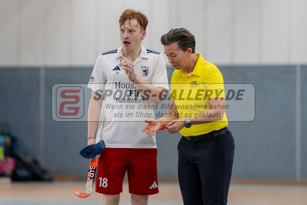 HK_20241208_109973 | 2. Bundesliga Halle Herren Club Raffelberg - Düsseldorfer HC am 8.12.2024 Raffelberg Halle, Duisburg ,