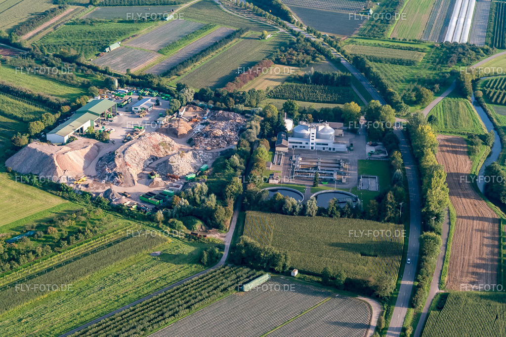 Abwasserverband Vorderes Renchtal | Luftbild: Abwasserverband Vorderes Renchtal in Renchen im Bundesland Baden-Württemberg in Deutschland. Foto: P1010070.jpg vom 15.09.2014 durch Werner Riehm/FLY-FOTO.de - Realisiert mit Pictrs.com