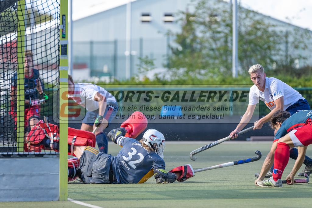 HK_20220925_100303 | 1. Bundesliga Herren Düsseldorfer HC - Berliner HC  am 25.9.2022 DHC Düsseldorf, Düsseldorf , Zickler Anton Torwart ( Düsseldorfer HC #32 )
