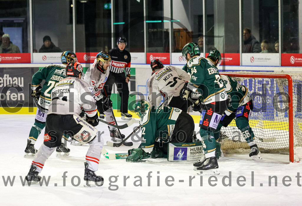 2026-02-08_035_TSV_Erding_gegen_ECDC_Memmingen_Indians | Erding, Deutschland, 08.02.2026:Eishockey, Oberliga Süd 2025 / 2026, 45. Spieltag, TSV Erding gegen ECDC Memmingen Indians, Endergebnis: Foto: Christian Riedel / fotografie-riedel.net