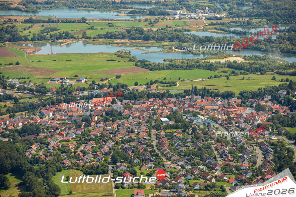 Das Luftbild zeigt :  Baunach - Die Luftaufnahme wurde 2024 vom UL-Flugzeug aus erstellt ( keine Drohne ) - Hochauflösende Luftaufnahme - Für grossformatige Ausdrucke geeignet. Die Geschenkidee !Mit Lizenz und Bildrechte bestellbar